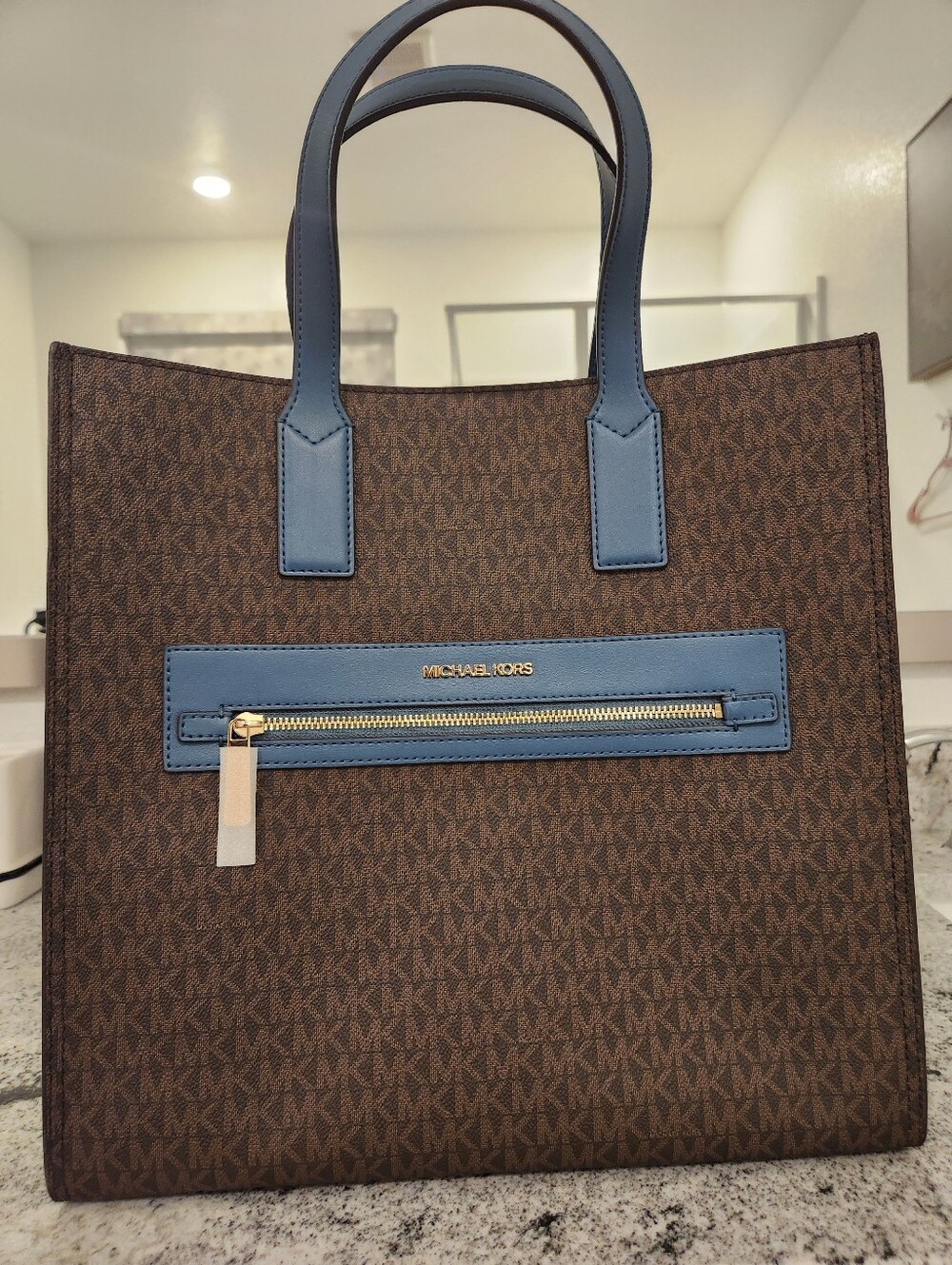 New Michael Kors Blue-Accent Brown Logo Print Tote Bag